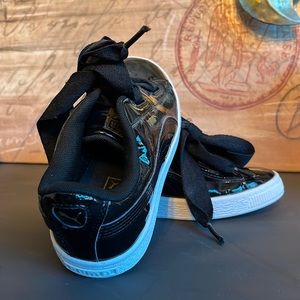 Black puma basket heart collection